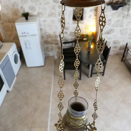 Nyaraló το λαϊνάκι By Fox Tale