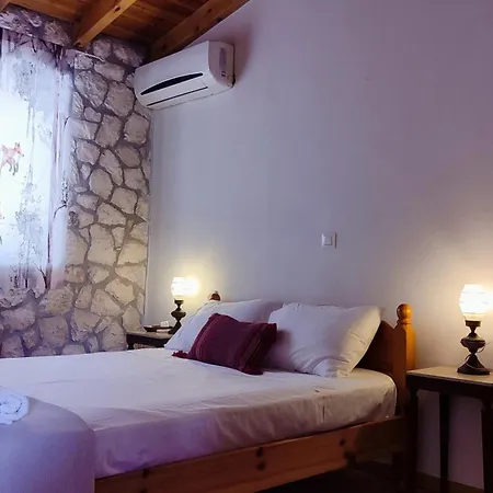 Hébergement de vacances το λαϊνάκι By Fox Tale Fternon